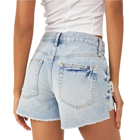 NWOT Free People We The Free Maggie Mid-Rise Short - Picture 2 of 5